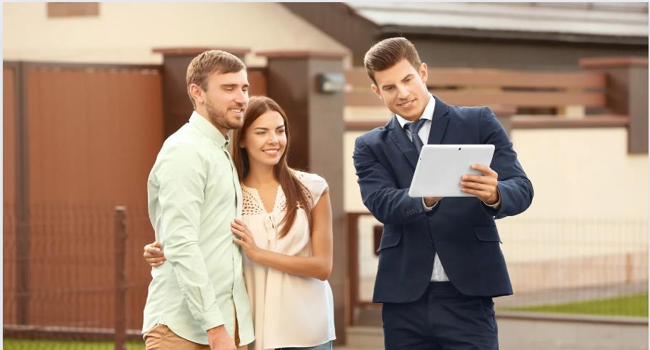 How Many Real Estate Agents in the US?